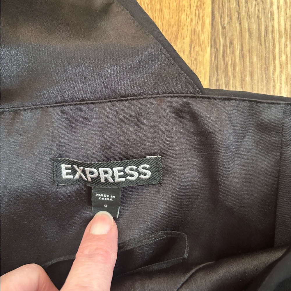 Express Elegant Black One-Shoulder Dress size 0 - Picture 4 of 4
